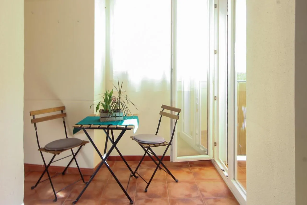 Apartamento Lentiscares 118. Dos habitaciones con salida a la piscina. Torrox